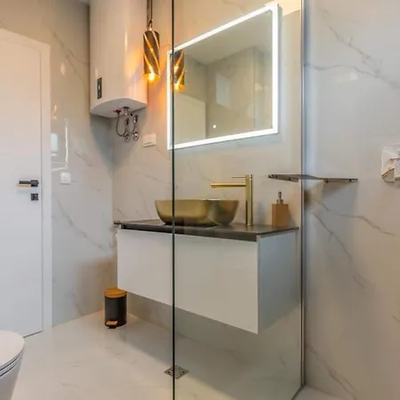 žiži Exclusive * Tučepi